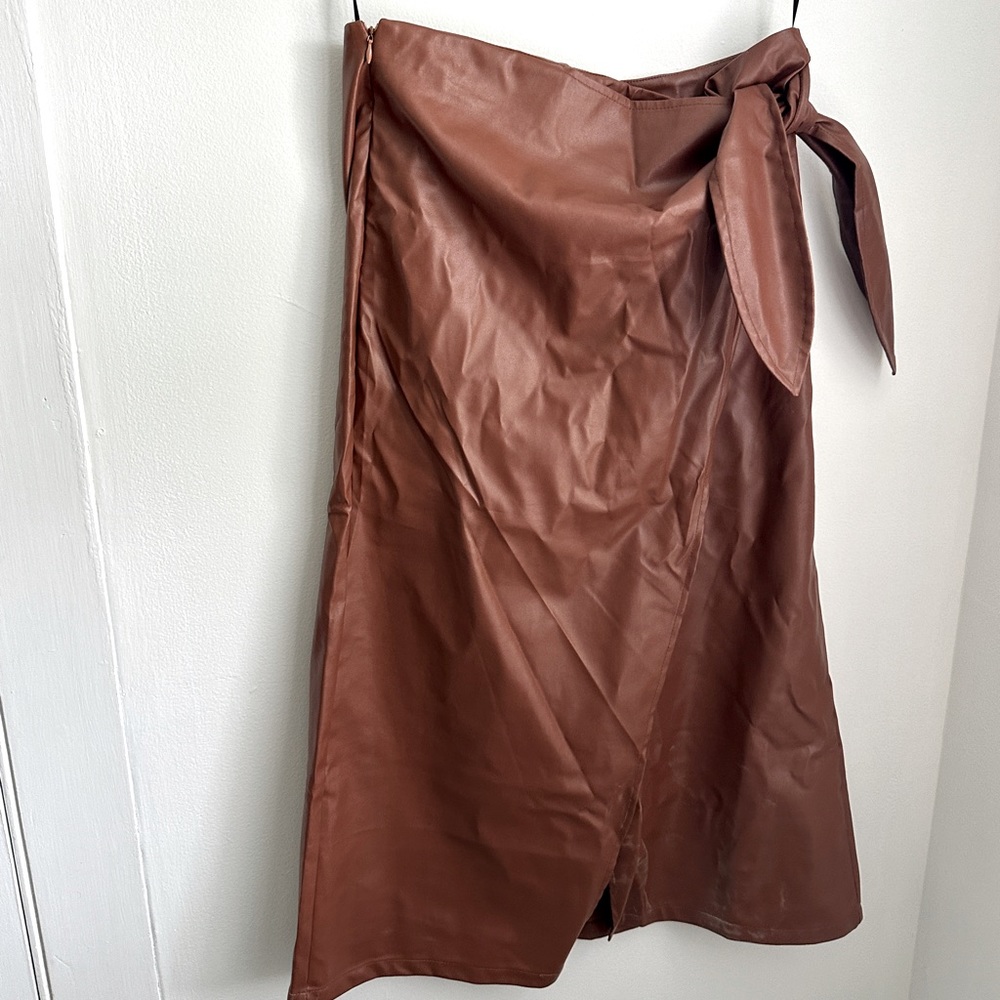 Never worn cognac skirt.